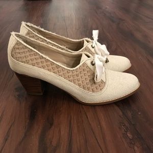 Contributor Vintage Oxford Lace Heels
